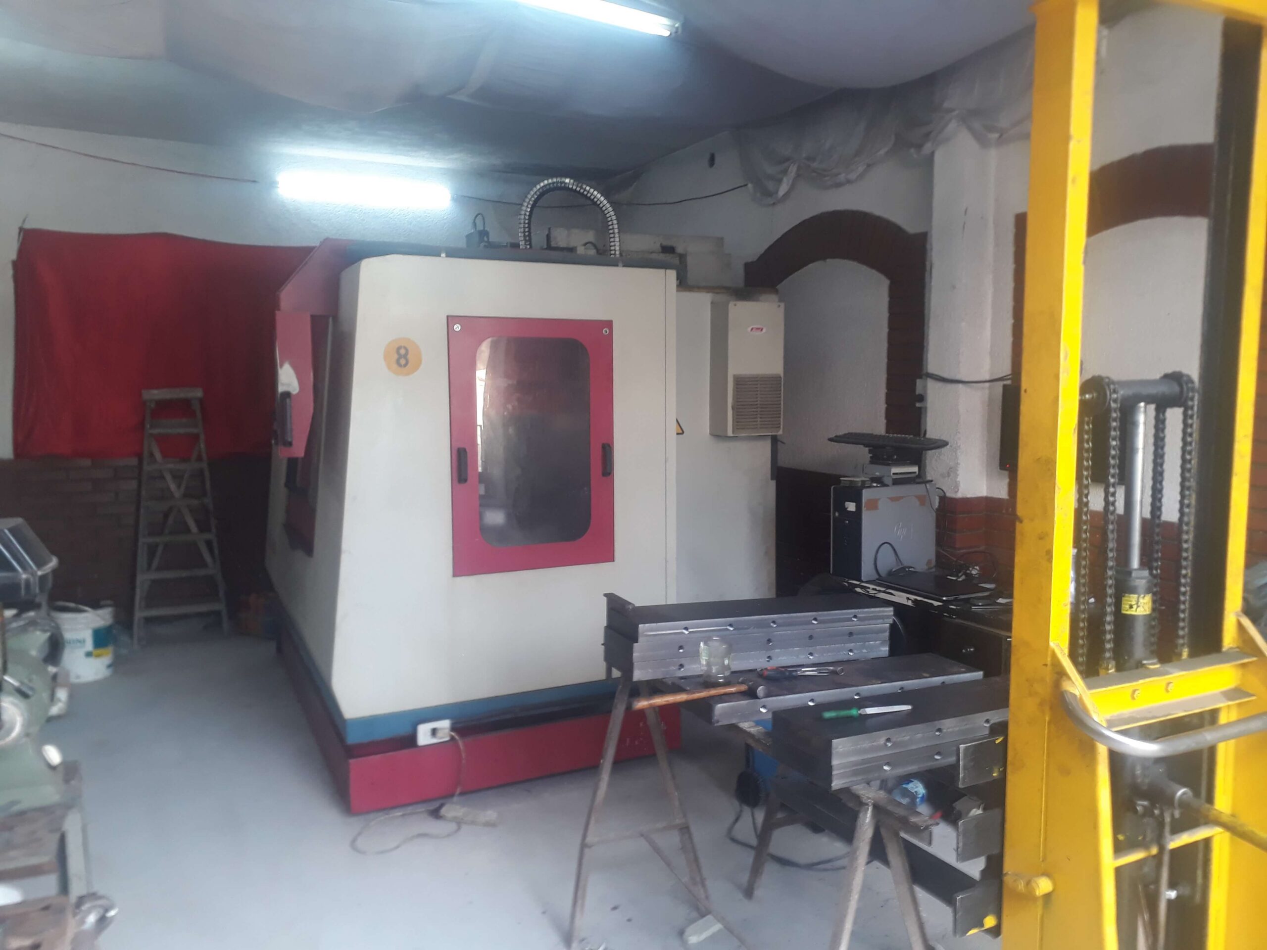 pieza mecanizada CNC en aluminio